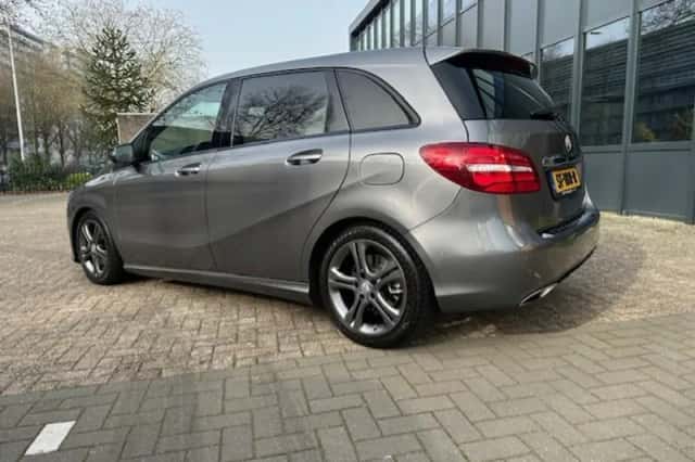 Mercedes-Benz B-Klasse (2016) thumbnail 2