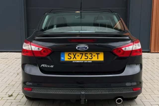 Ford Focus (2012) thumbnail 6