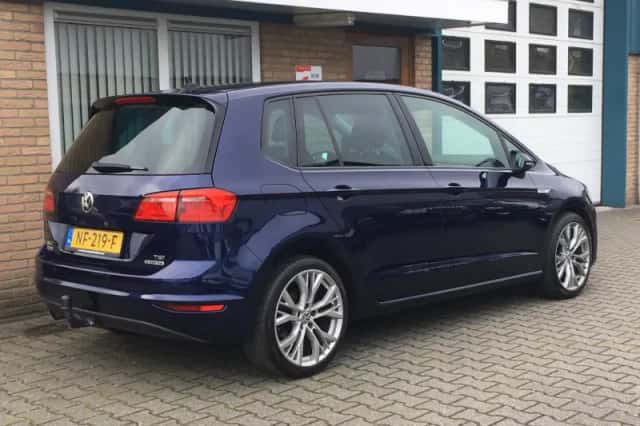 Volkswagen Golf Sportsvan (2017) thumbnail 4