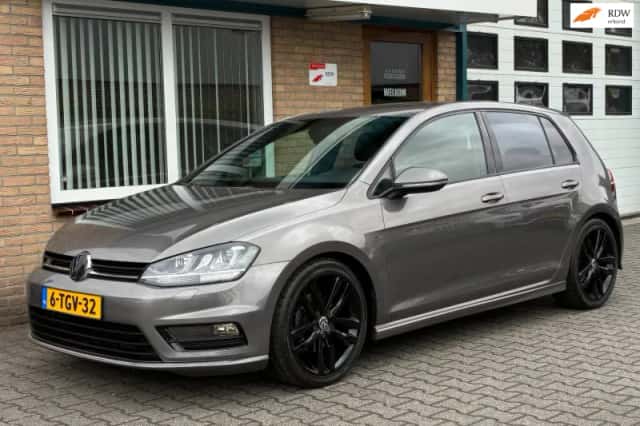 Volkswagen Golf (2014) thumbnail 1