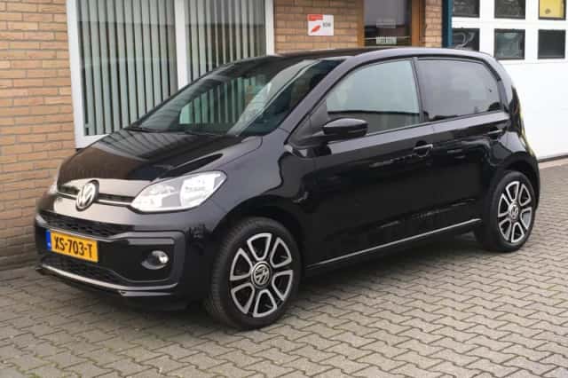 Volkswagen Up! (2019) thumbnail 1