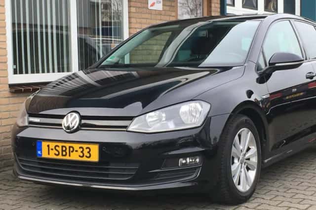 Volkswagen Golf (2013) thumbnail 2