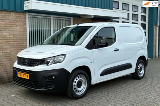 Peugeot Partner (2022) thumbnail 1