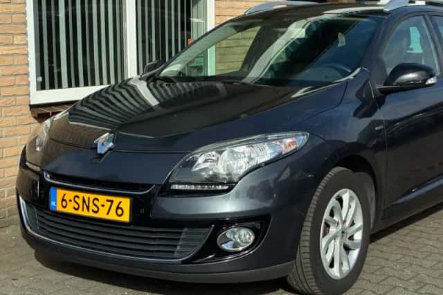 Renault Mégane (2013) thumbnail 2