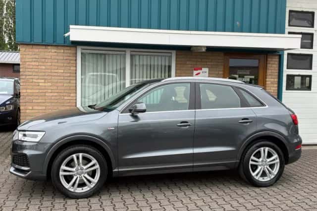 Audi Q3 (2017) thumbnail 3