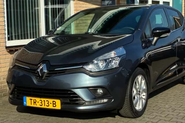 Renault Clio (2018) thumbnail 2