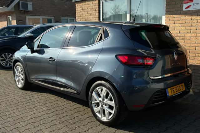 Renault Clio (2018) thumbnail 4