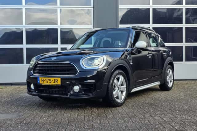 MINI Countryman (2019) thumbnail 1
