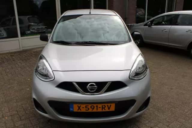 Nissan Micra (2017) thumbnail 2