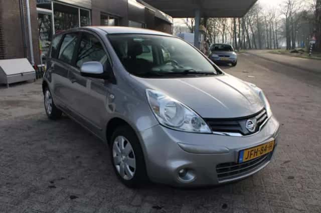 Nissan Note (2011) thumbnail 3