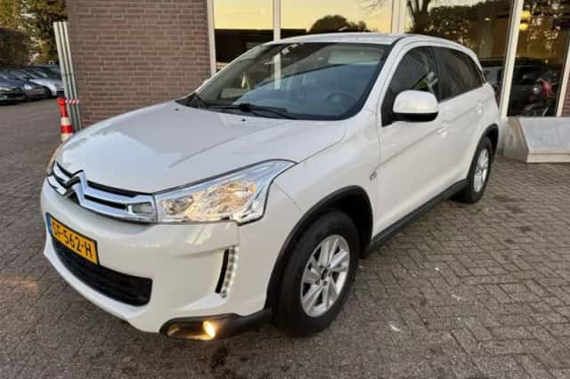 Citroën C4 Aircross (2014) thumbnail 1