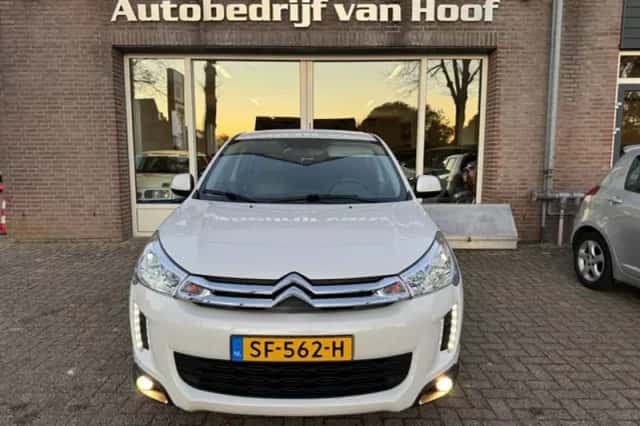 Citroën C4 Aircross (2014) thumbnail 2