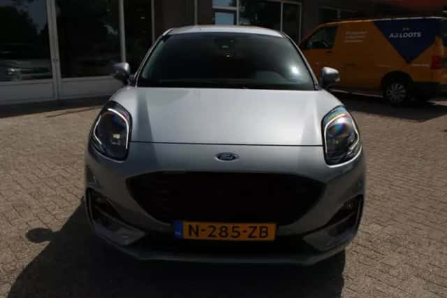 Ford Puma (2022) thumbnail 2