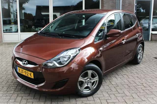 Hyundai ix20 (2015) thumbnail 1