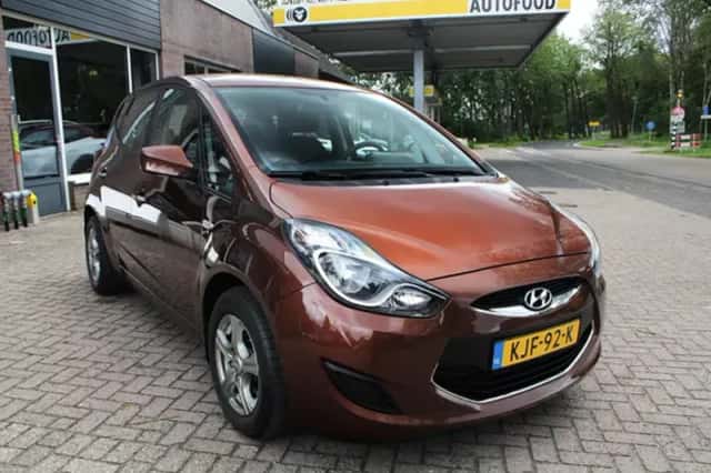 Hyundai ix20 (2015) thumbnail 3