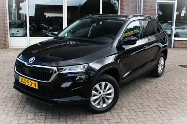 Škoda Karoq (2024) thumbnail 1