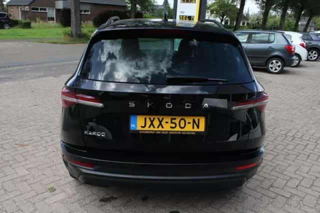 Škoda Karoq (2024) thumbnail 5