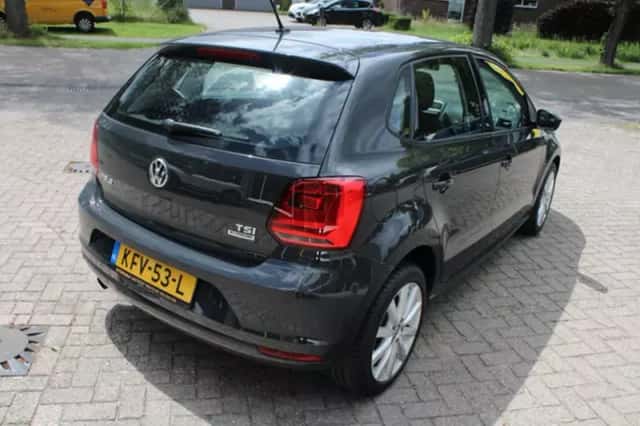 Volkswagen Polo (2016) thumbnail 4