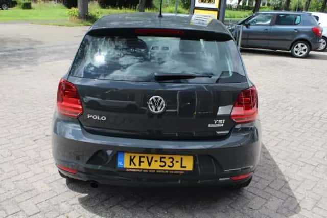Volkswagen Polo (2016) thumbnail 5