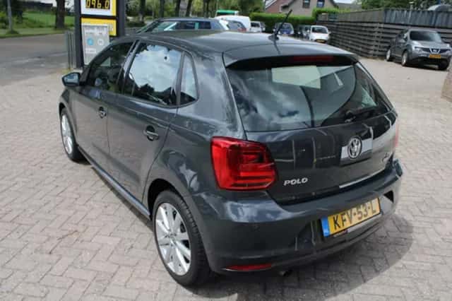 Volkswagen Polo (2016) thumbnail 6