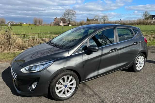 Ford Fiesta (2018) thumbnail 1