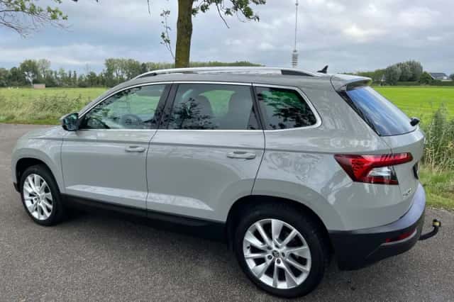 Škoda Karoq (2019) thumbnail 4