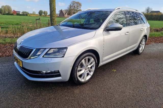 Škoda Octavia (2019) thumbnail 1