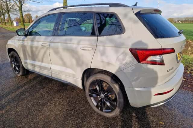 Škoda Karoq (2019) thumbnail 2