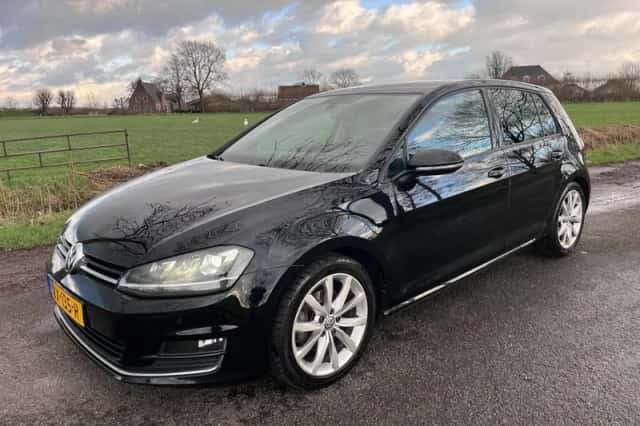 Volkswagen Golf (2013) thumbnail 1