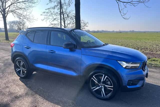 Volvo XC40 (2021) thumbnail 5