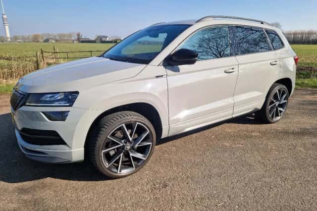 Škoda Karoq (2020) thumbnail 1