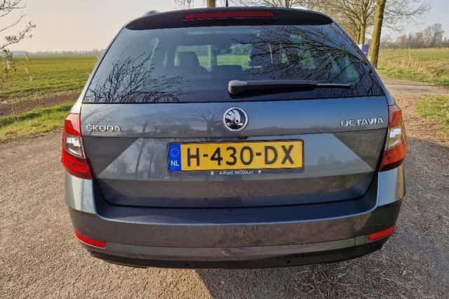 Škoda Octavia (2020) thumbnail 5