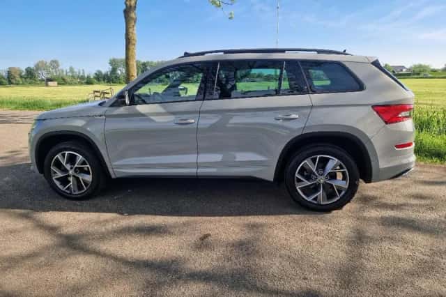 Škoda Kodiaq (2021) thumbnail 3