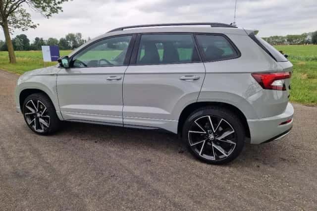 Škoda Karoq (2021) thumbnail 3