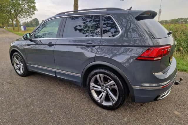 Volkswagen Tiguan (2021) thumbnail 4