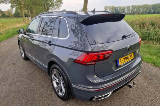 Volkswagen Tiguan (2021) thumbnail 5