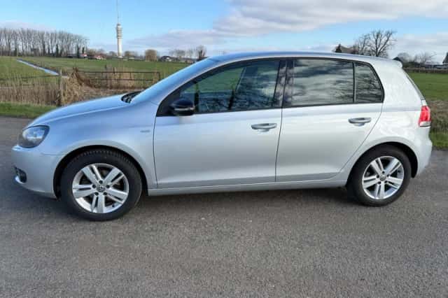 Volkswagen Golf (2012) thumbnail 3