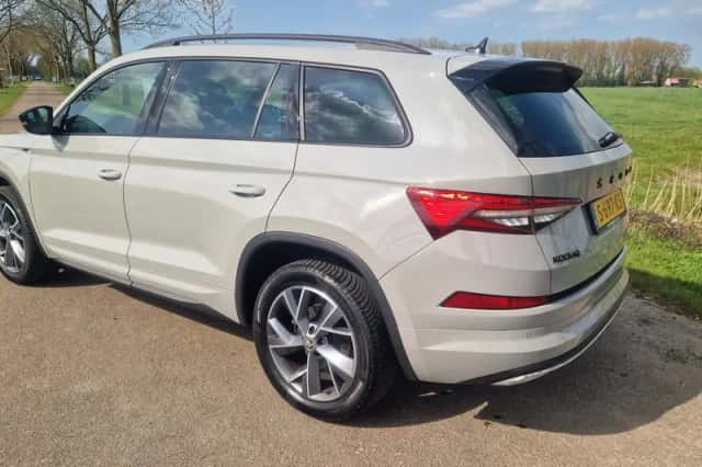 Škoda Kodiaq (2023) thumbnail 3