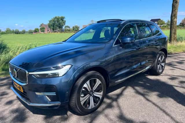 Volvo XC60 (2024) thumbnail 1