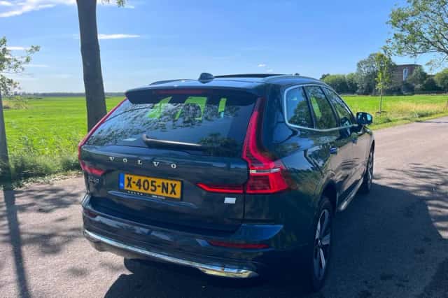 Volvo XC60 (2024) thumbnail 6