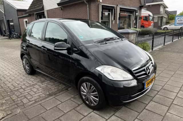 Mercedes-Benz A-Klasse (2009) thumbnail 3