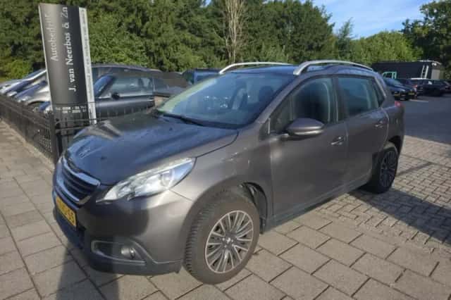 Peugeot 2008 (2014) thumbnail 1