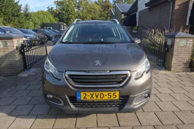 Peugeot 2008 (2014) thumbnail 2