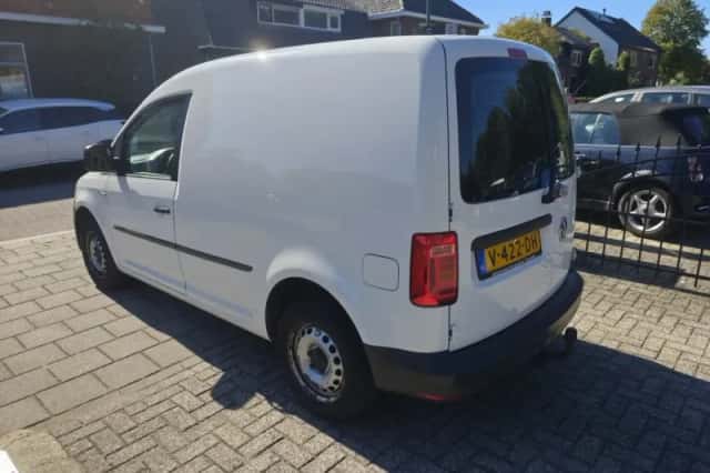 Volkswagen Caddy (2017) thumbnail 6