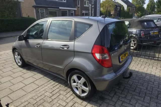 Mercedes-Benz A-Klasse (2012) thumbnail 6