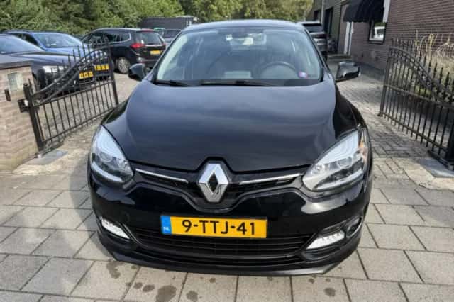Renault Mégane (2014) thumbnail 2