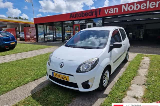Renault Twingo (2011) thumbnail 1