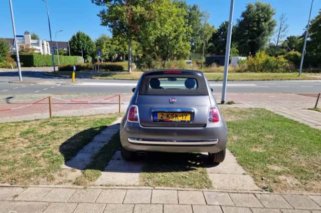 Fiat 500 (2013) thumbnail 4