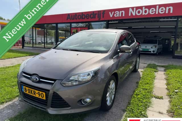 Ford Focus (2014) thumbnail 1