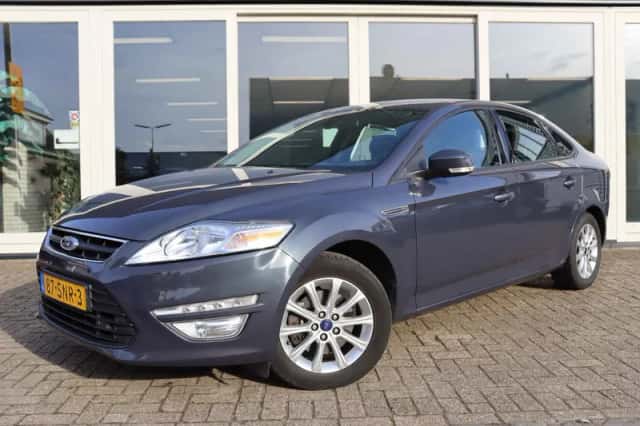 Ford Mondeo (2011) thumbnail 1